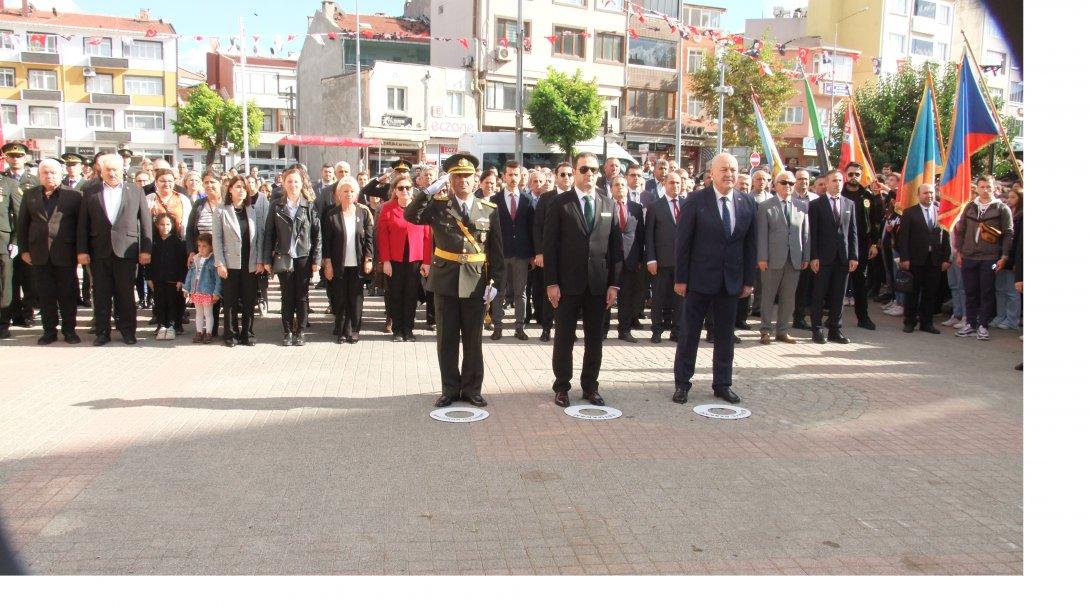 29 Ekim Cumhuriyet Bayramı İlçemizde Çelenk Sunma Töreni